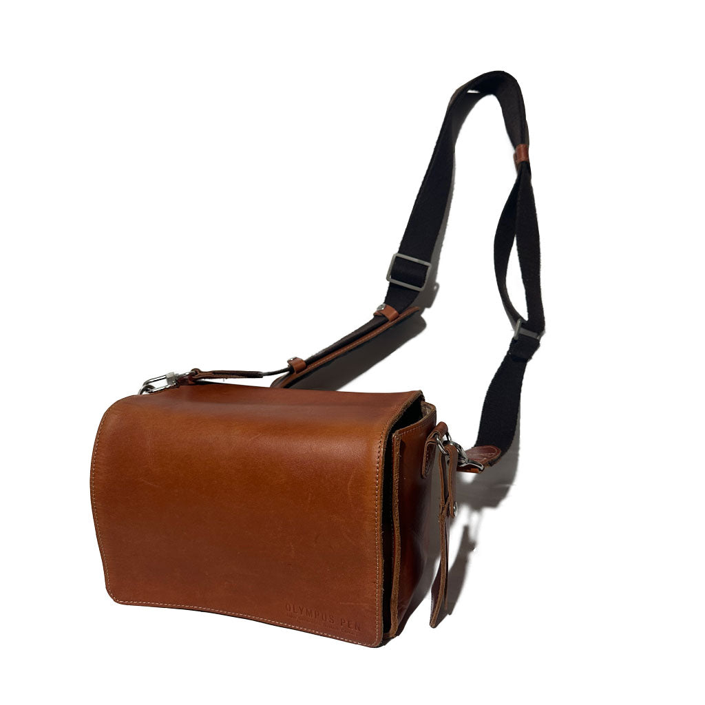 "OLYMPUS PEN" Leather camera case